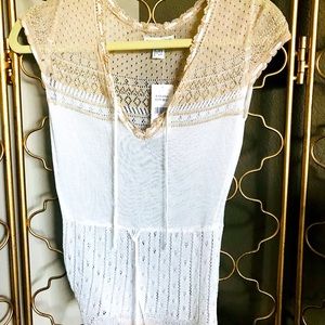 New Delicate Banana Republic Lace-Like Top